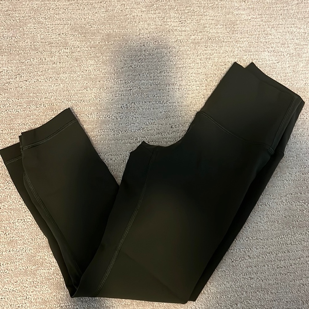 Olive Green Lululemon Wunder Under Leggings